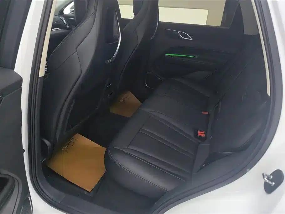 Hongqi HS3 2023 1.5T 2WD Goodness Edition — миниатюра 11