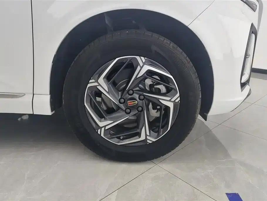 Hongqi HS3 2023 1.5T 2WD Goodness Edition — миниатюра 6