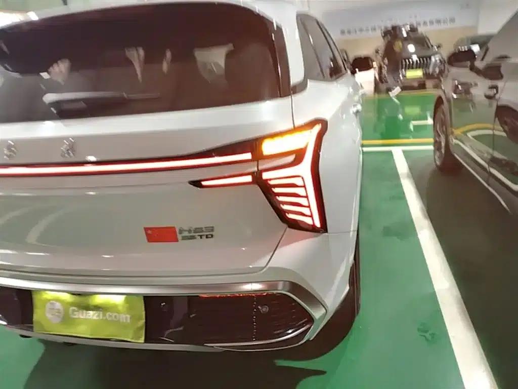 Hongqi HS3 2023 1.5T 2WD Goodness Edition — миниатюра 8