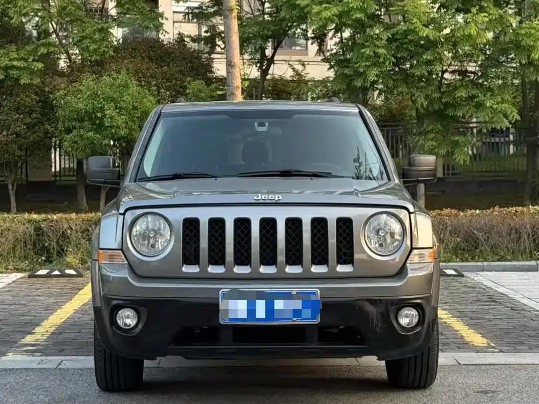 2014 Jeep Compass 2.4L Sport Edition — миниатюра 2