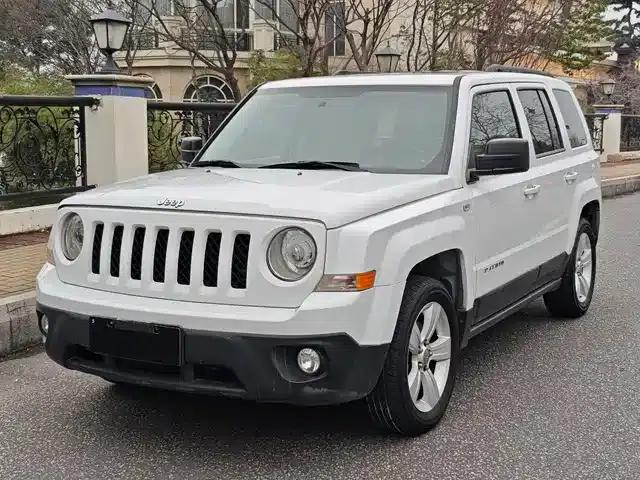2014 Jeep Patriot 2.4L Serpentine Limited Edition