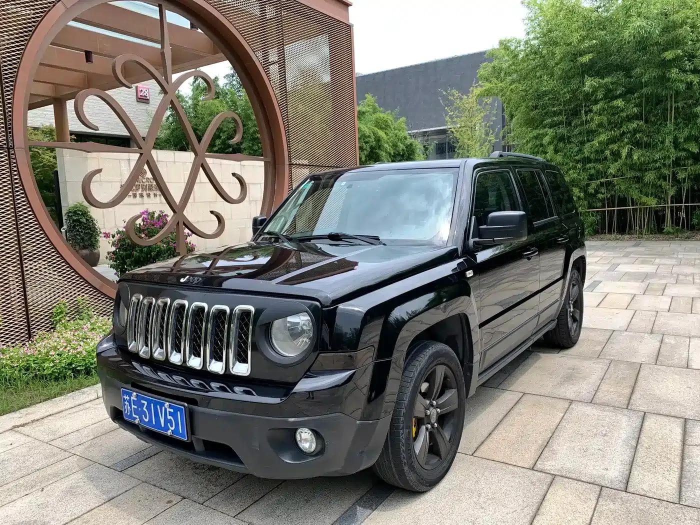 2013 Jeep Compass 2.4 Luxury Navigation Edition — миниатюра 14