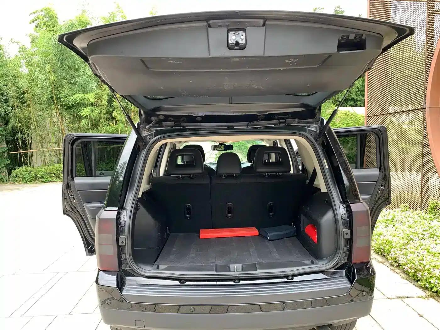 2013 Jeep Compass 2.4 Luxury Navigation Edition — миниатюра 3