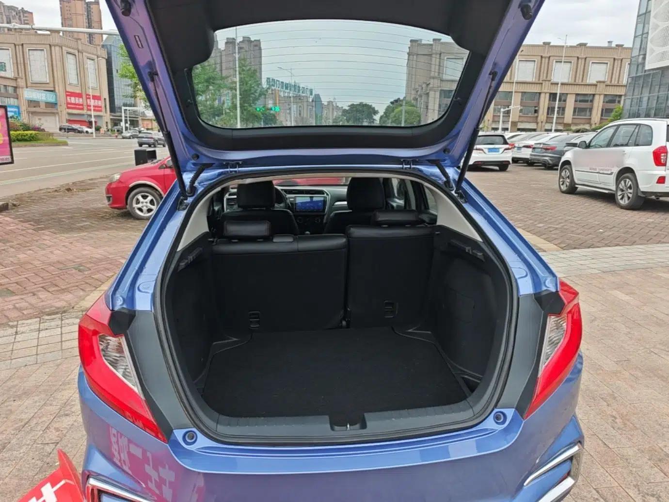 Honda Gienia 2017 1.5L CVT Classic Edition — миниатюра 22