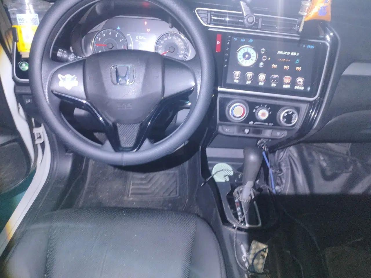 Honda Gienia 2017 1.5L CVT Comfort Version — миниатюра 11