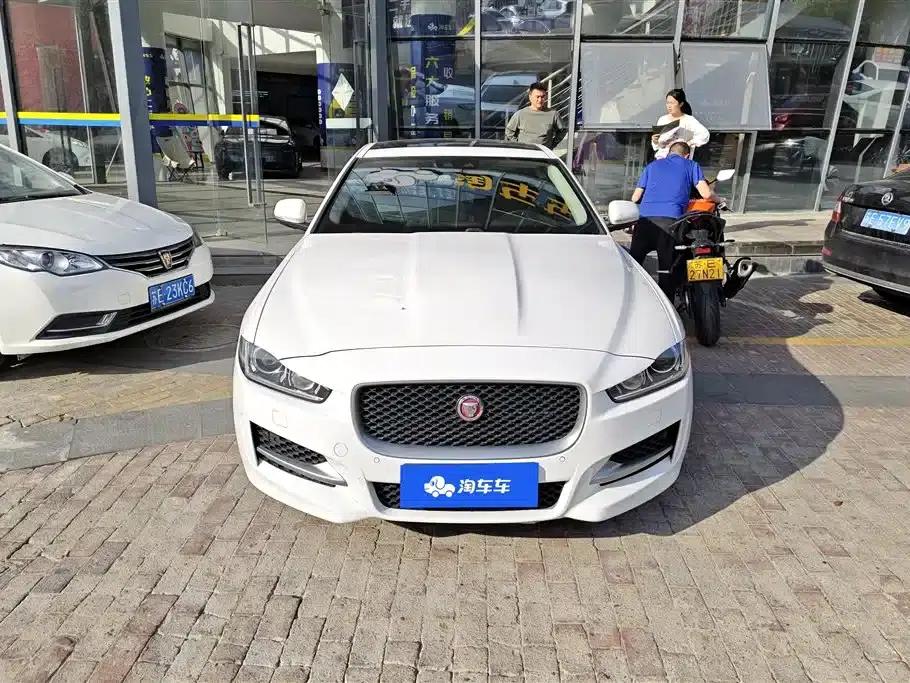 Jaguar XE 2018 2.0T 300PS AWD R-Sport — миниатюра 2