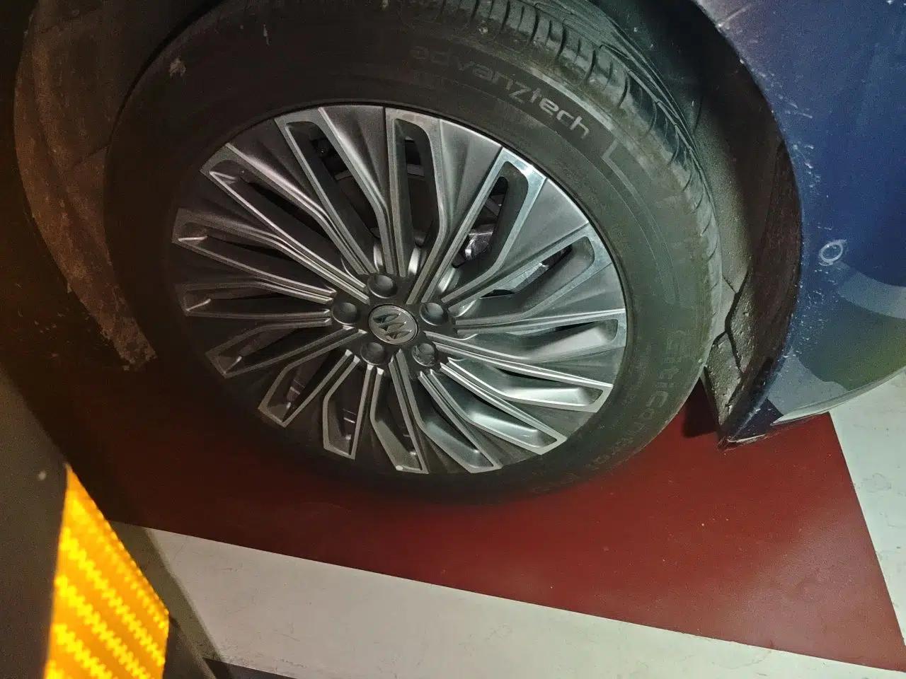 Buick L7 2025 Model Aivia — миниатюра 8