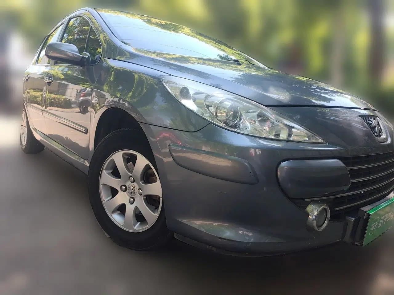 Peugeot 307 2010 Hatchback 1.6L Manual Comfort Edition — миниатюра 3