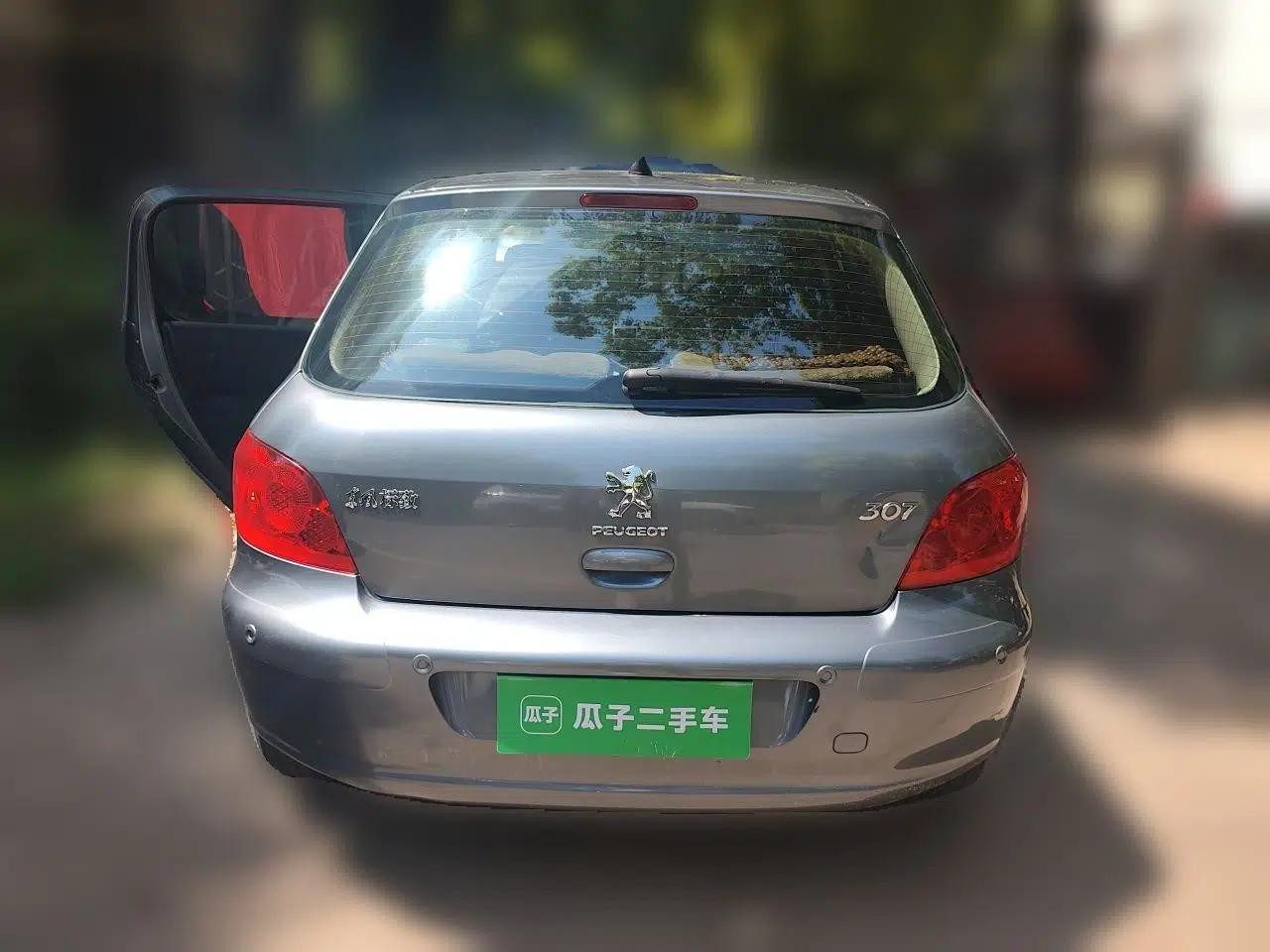 Peugeot 307 2010 Hatchback 1.6L Manual Comfort Edition — миниатюра 5