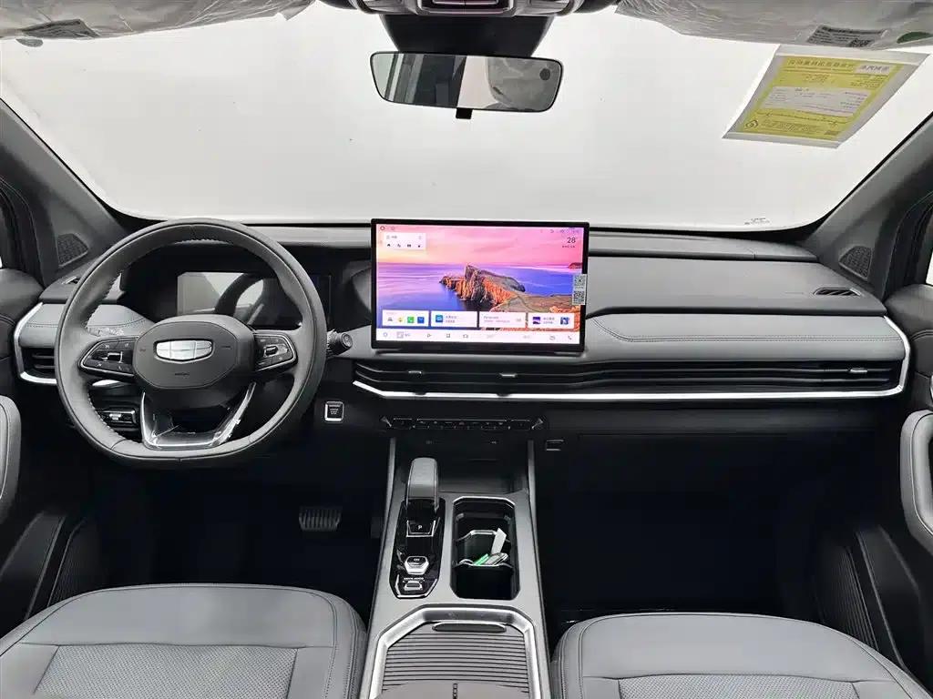 Haoyue L 2026 1.5TD DCT Happiness 5-Seater — миниатюра 9