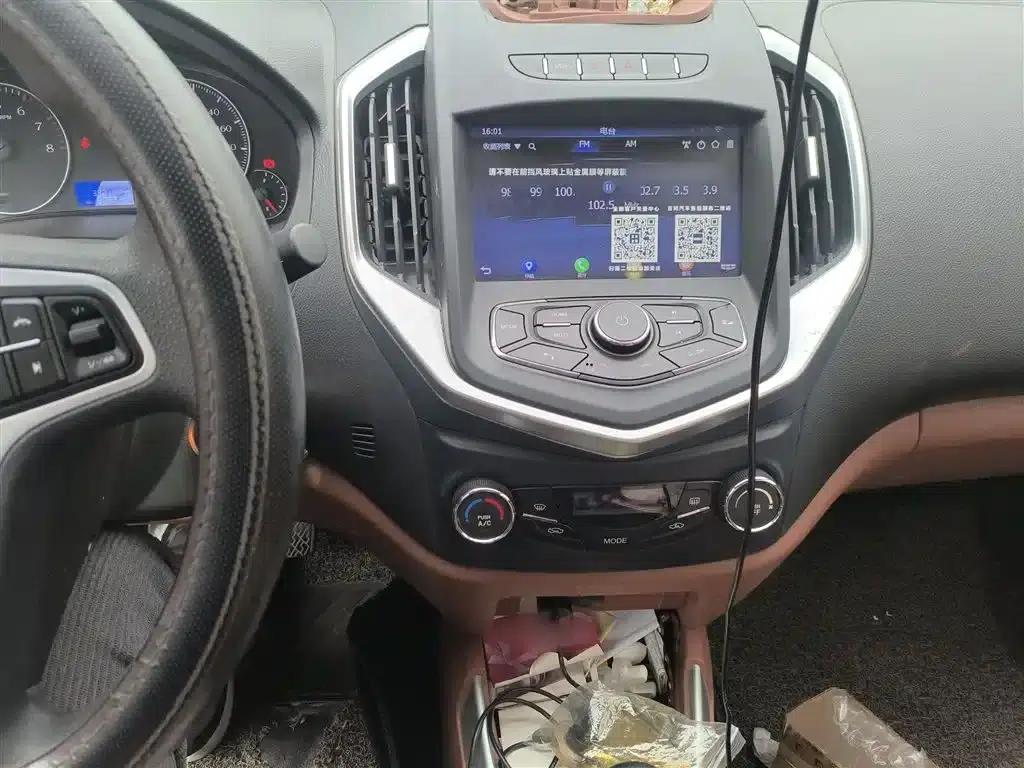 King Kong 2019 1.5L Manual Connected Sunroof Edition — миниатюра 6