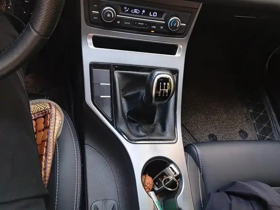 Geely Vision S1 2018 1.5L Manual Sport Edition — миниатюра 16