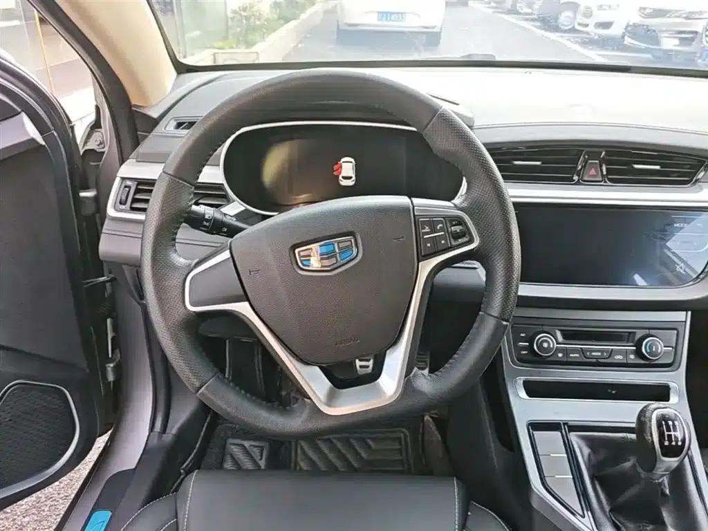 Geely Vision S1 2018 1.5L Manual Premium Edition — миниатюра 11