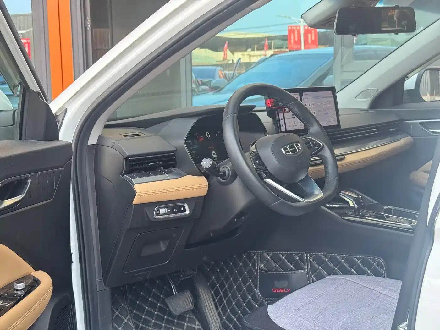 Geely Emgrand L HiP 2022 1.5TD-DHT Pro 100KM Travel Edition — миниатюра 5
