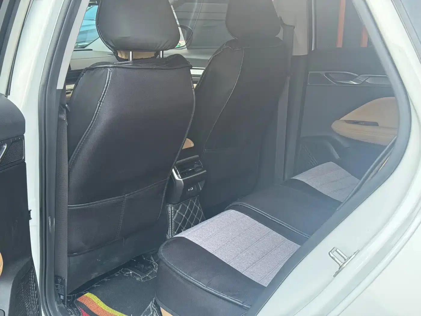 Geely Emgrand L HiP 2022 1.5TD-DHT Pro 100KM Travel Edition — миниатюра 6