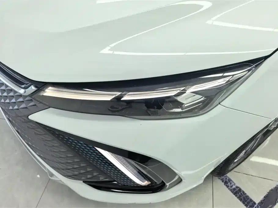 Geely Emgrand L HiP 2022 1.5TD-DHT Pro 100KM Super — миниатюра 5