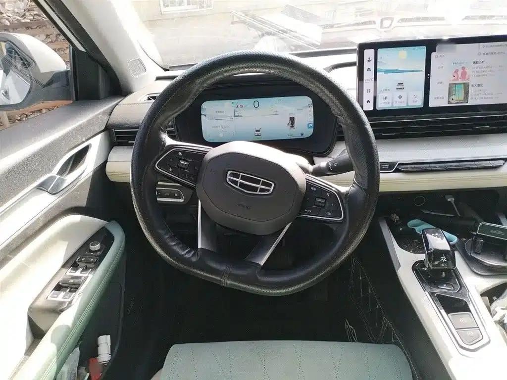 Geely Emgrand L HiP 2022 1.5TD-DHT Pro 100KM Super — миниатюра 3
