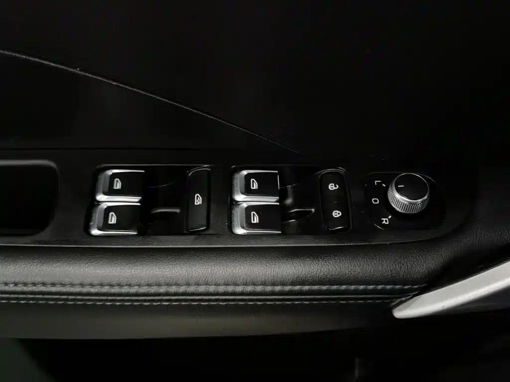 Geely Binyue New Energy 2020 1.5T ePro Higher — миниатюра 9