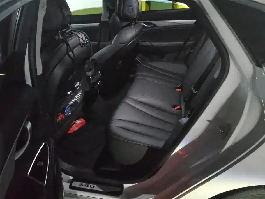 Geely Borui New Energy 2018 1.5T PHEV Premium Edition — миниатюра 11