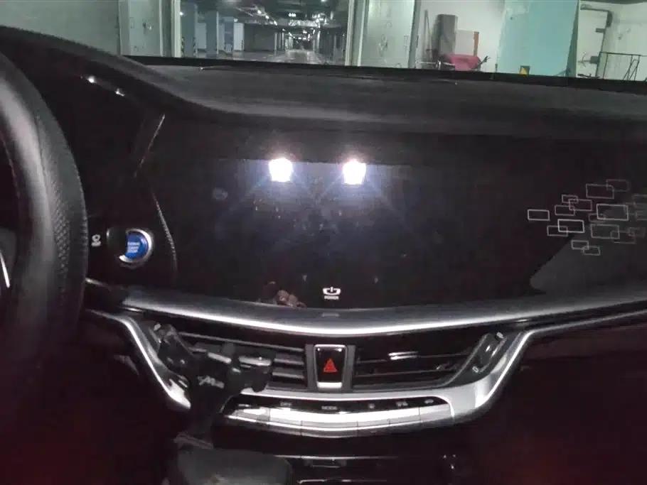 Geely Borui New Energy 2018 1.5T PHEV Premium Edition — миниатюра 13