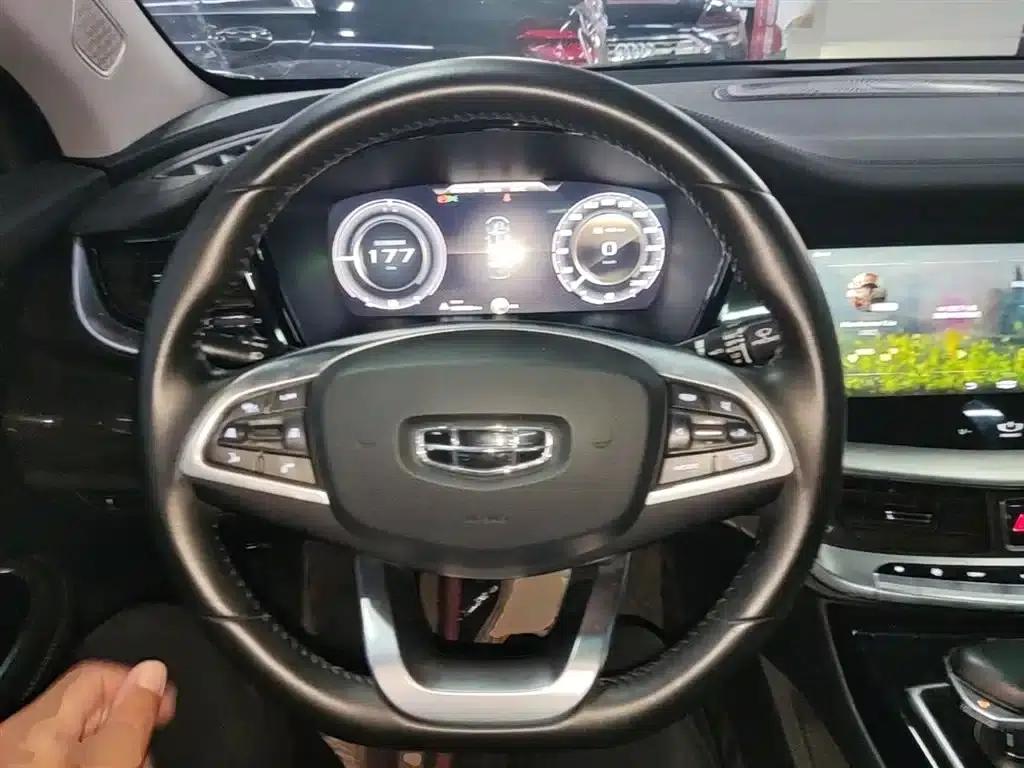 Geely Borui New Energy 2022 1.5T PHEV Mileage Upgrade Premium Edition — миниатюра 11