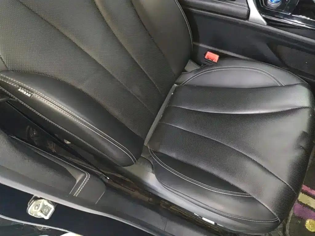 Geely Borui New Energy 2022 1.5T PHEV Mileage Upgrade Premium Edition — миниатюра 25