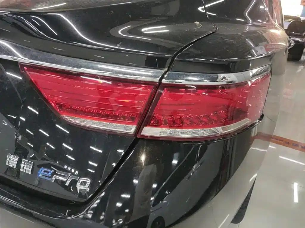 Geely Borui New Energy 2022 1.5T PHEV Mileage Upgrade Premium Edition — миниатюра 8