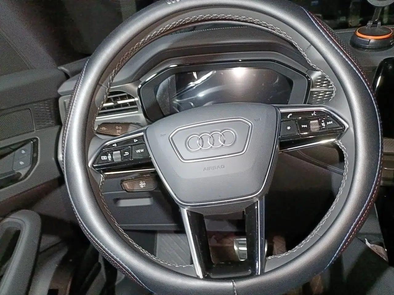 Audi Q6 2023 45 TFSI quattro Qiyun Light Riding Package — миниатюра 11