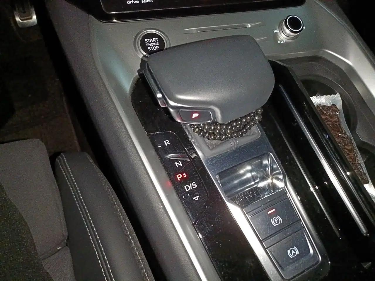 Audi Q6 2023 45 TFSI quattro Qiyun Light Riding Package — миниатюра 15