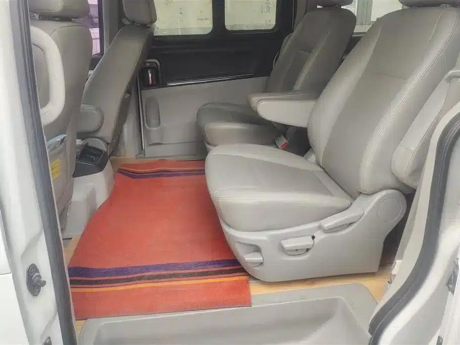 Refine M5 2014 Colorful Travel 2.0T Gasoline Manual Business Edition — миниатюра 11