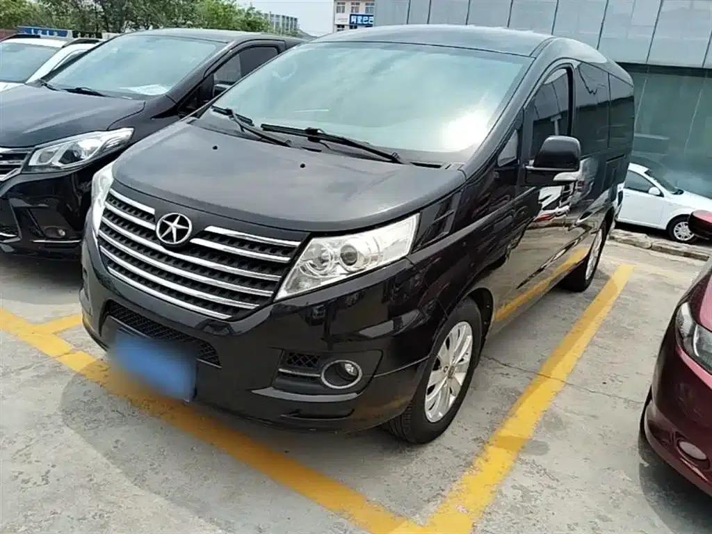 Refine M5 2016 2.0T Gasoline Automatic Business Edition — миниатюра 2