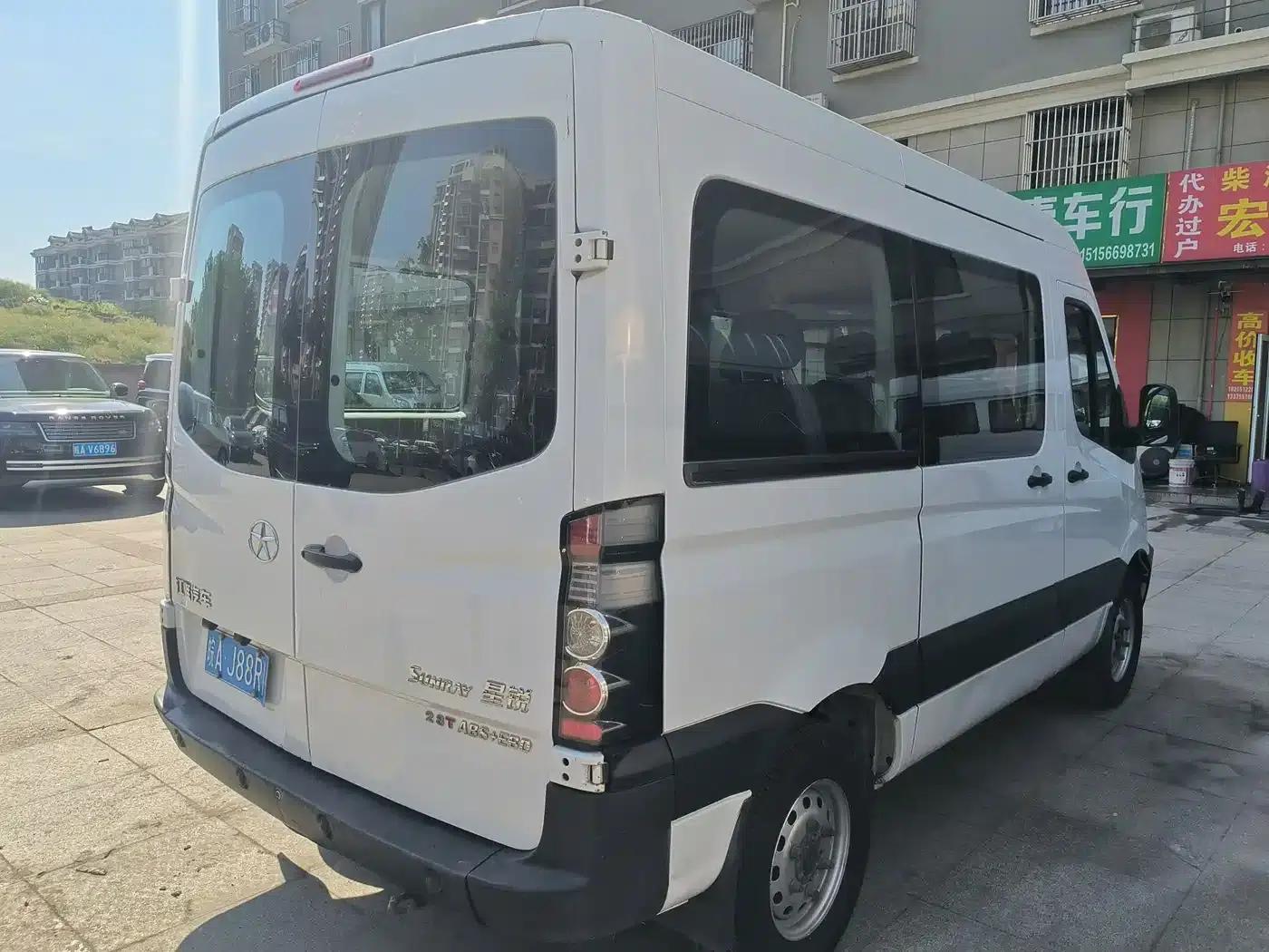 Starlight 2019 1.9T Short Wheelbase Multipurpose Passenger Vehicle — миниатюра 8