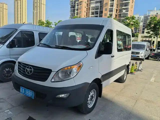 Starlight 2019 1.9T Short Wheelbase Multipurpose Passenger Vehicle