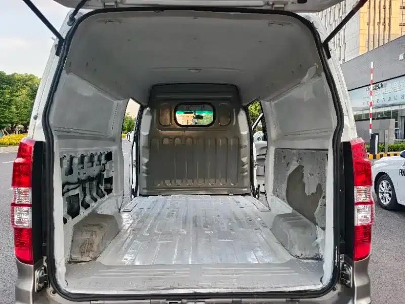 New Hiace S 2019 1.5L Van Business Edition (National VI Emission Standard) SWC15M — миниатюра 8
