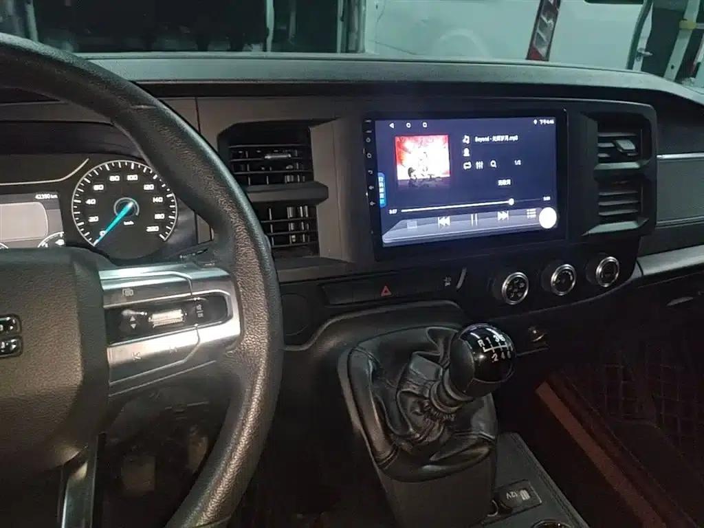 Jiangling Fushun 2023 2.0T Manual Medium Wheelbase Medium Roof Commercial Multi-purpose Passenger Van (6 Seats) — миниатюра 10