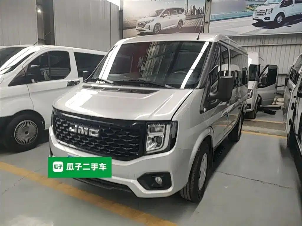 Jiangling Fushun 2022 2.0T Manual Multi-functional Passenger Vehicle, Short Wheelbase, Low Roof, 6 Seats — миниатюра 1
