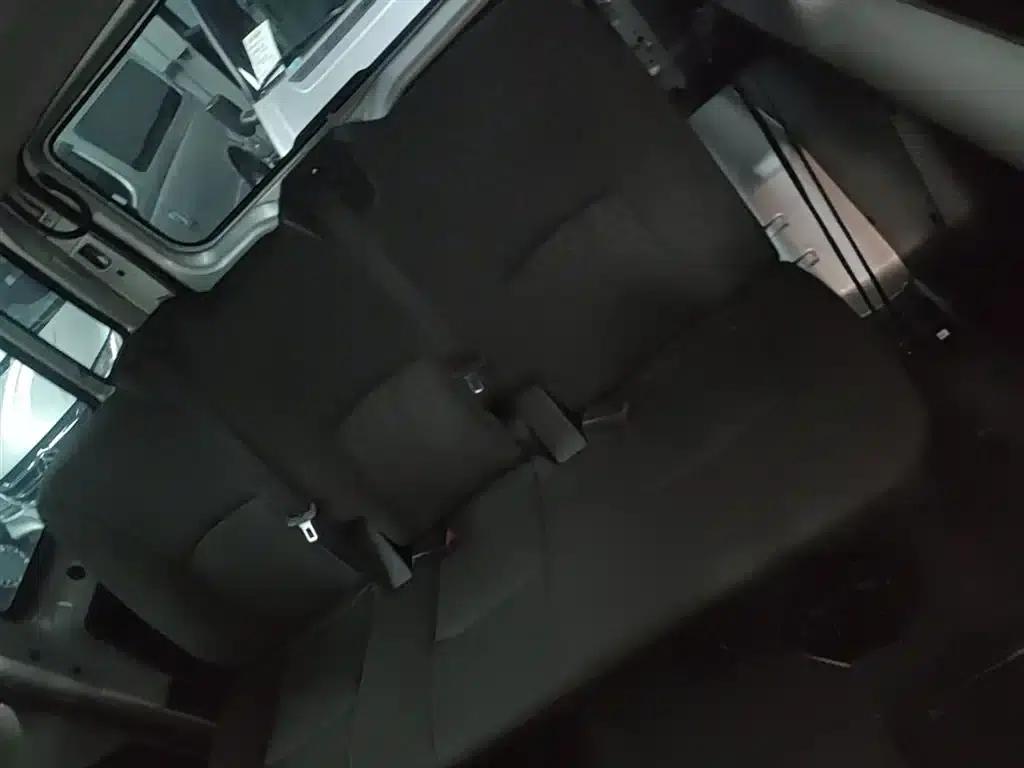 Jiangling Fushun 2022 2.0T Manual Multi-functional Passenger Vehicle, Short Wheelbase, Low Roof, 6 Seats — миниатюра 17