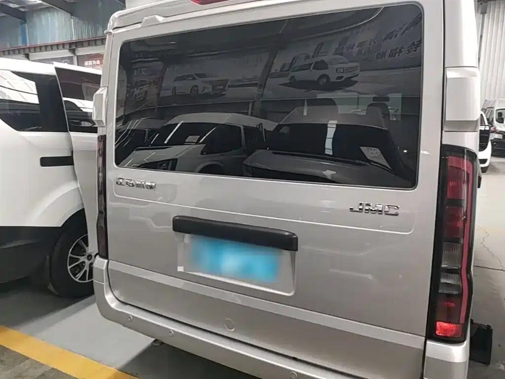 Jiangling Fushun 2022 2.0T Manual Multi-functional Passenger Vehicle, Short Wheelbase, Low Roof, 6 Seats — миниатюра 6