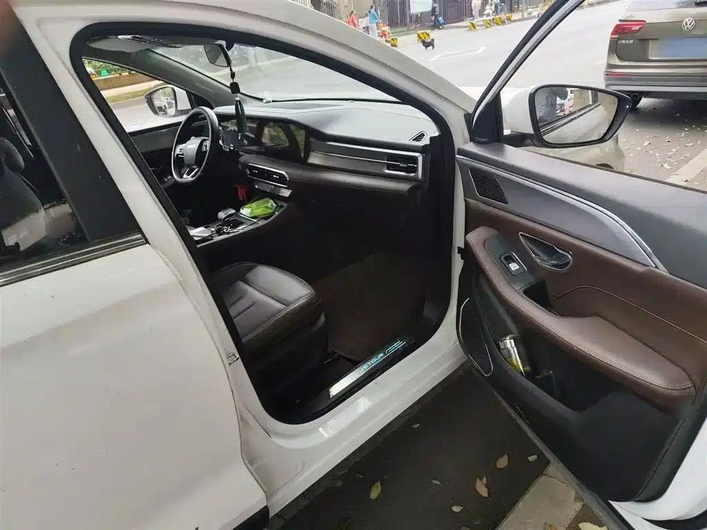 Jetour X90 PLUS 2021 1.6TD DCT Villa 7-Seater — миниатюра 20