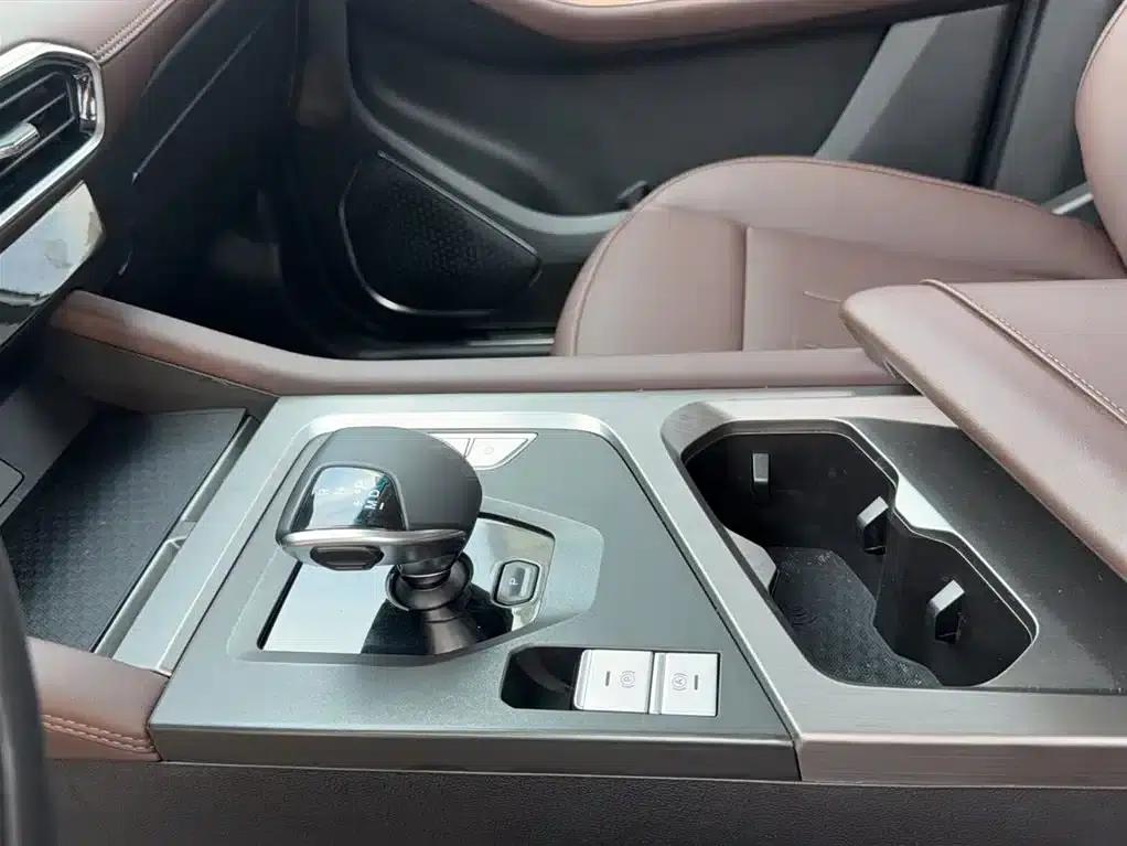 Jetour X90 PLUS 2023 1.6TD DCT Villa 7-Seater — миниатюра 19