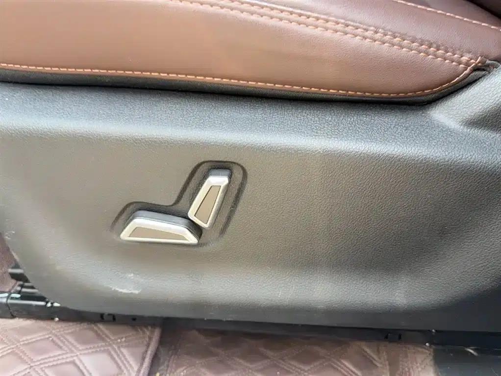 Jetour X90 PLUS 2023 1.6TD DCT Villa 7-Seater — миниатюра 22