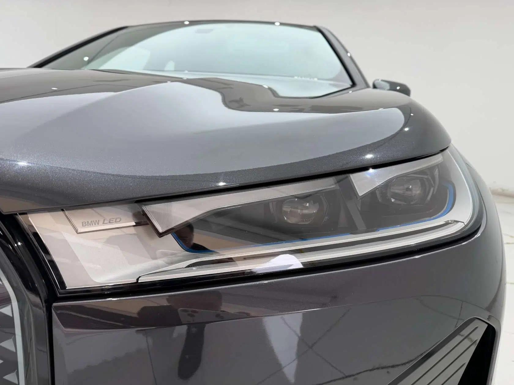 BMW iX 2022 xDrive40 — миниатюра 2