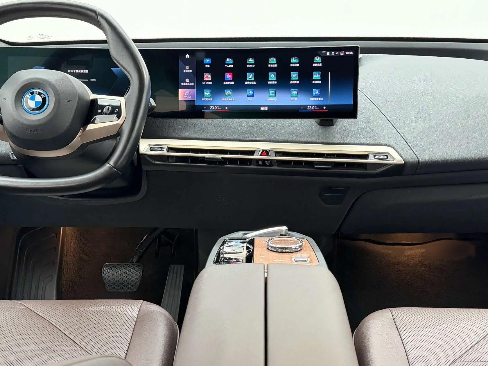BMW iX 2022 xDrive40 — миниатюра 13