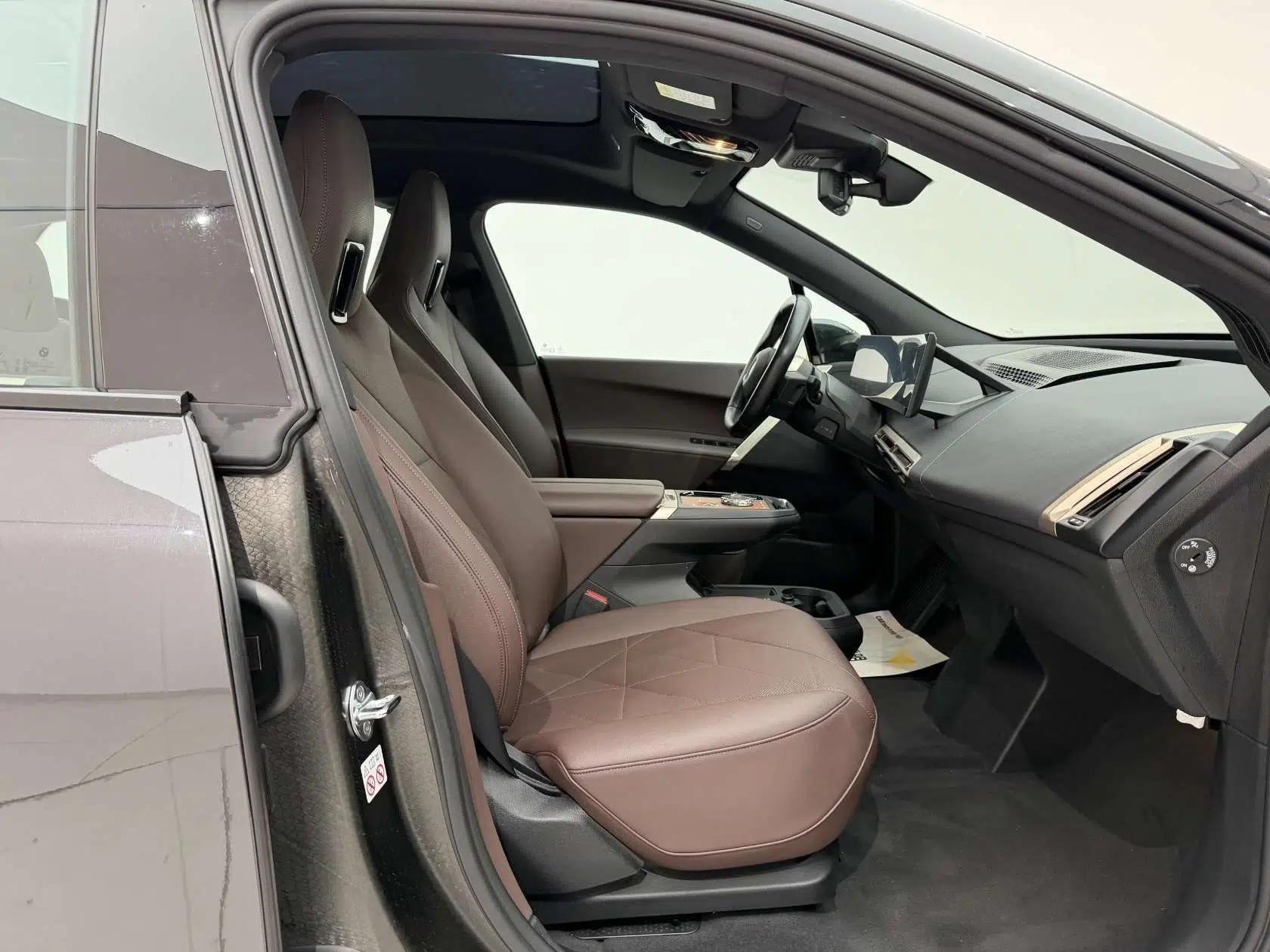 BMW iX 2022 xDrive40 — миниатюра 22