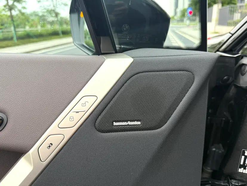 BMW iX 2022 xDrive40 — миниатюра 14