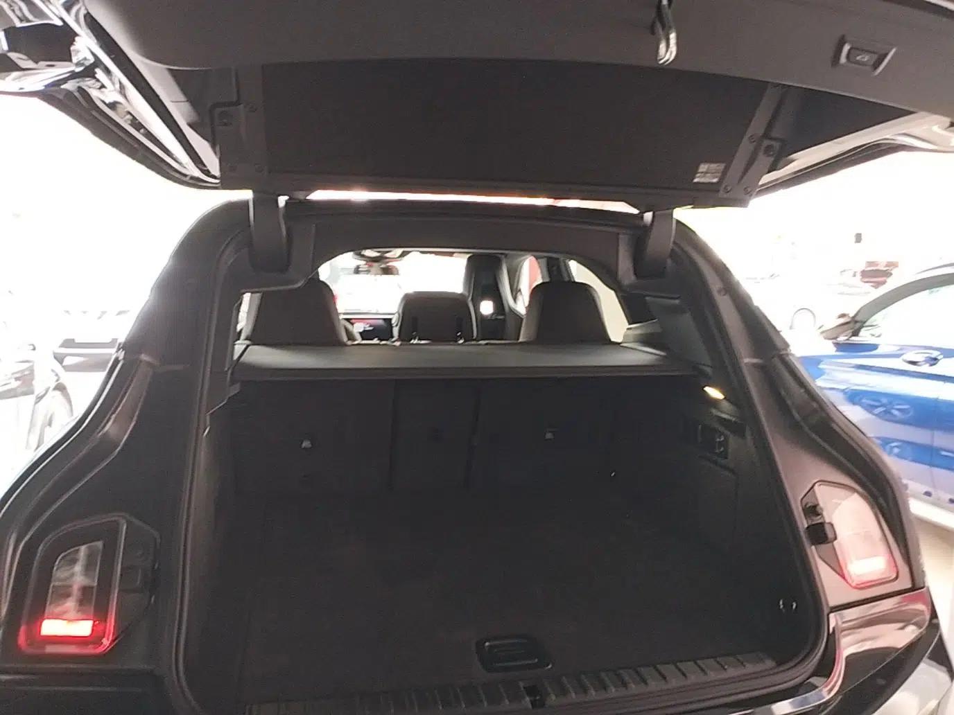 BMW iX 2022 xDrive40 — миниатюра 28