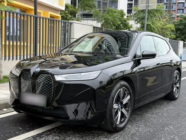 BMW iX 2022 xDrive40