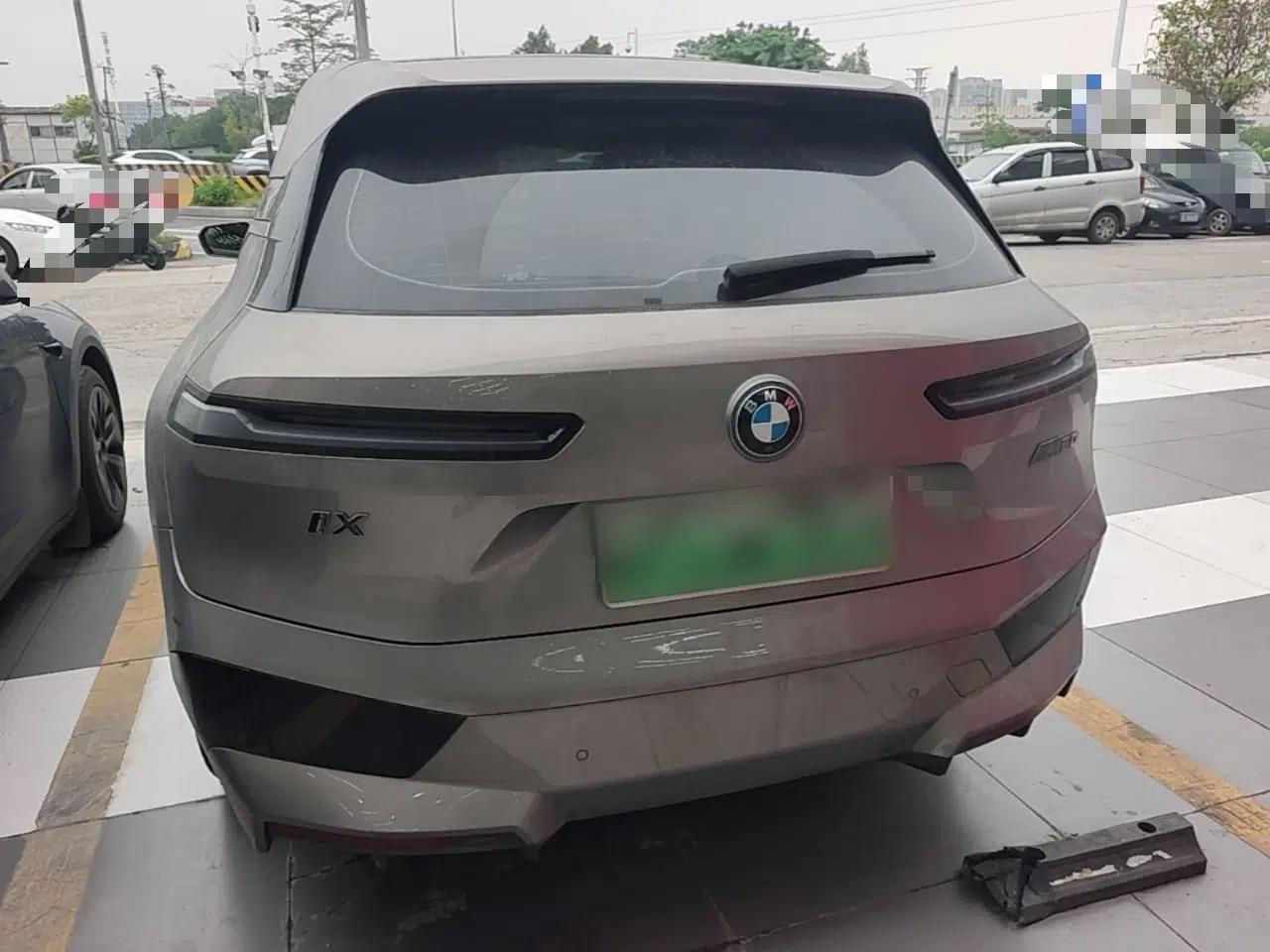 BMW iX 2022 M60 — миниатюра 5