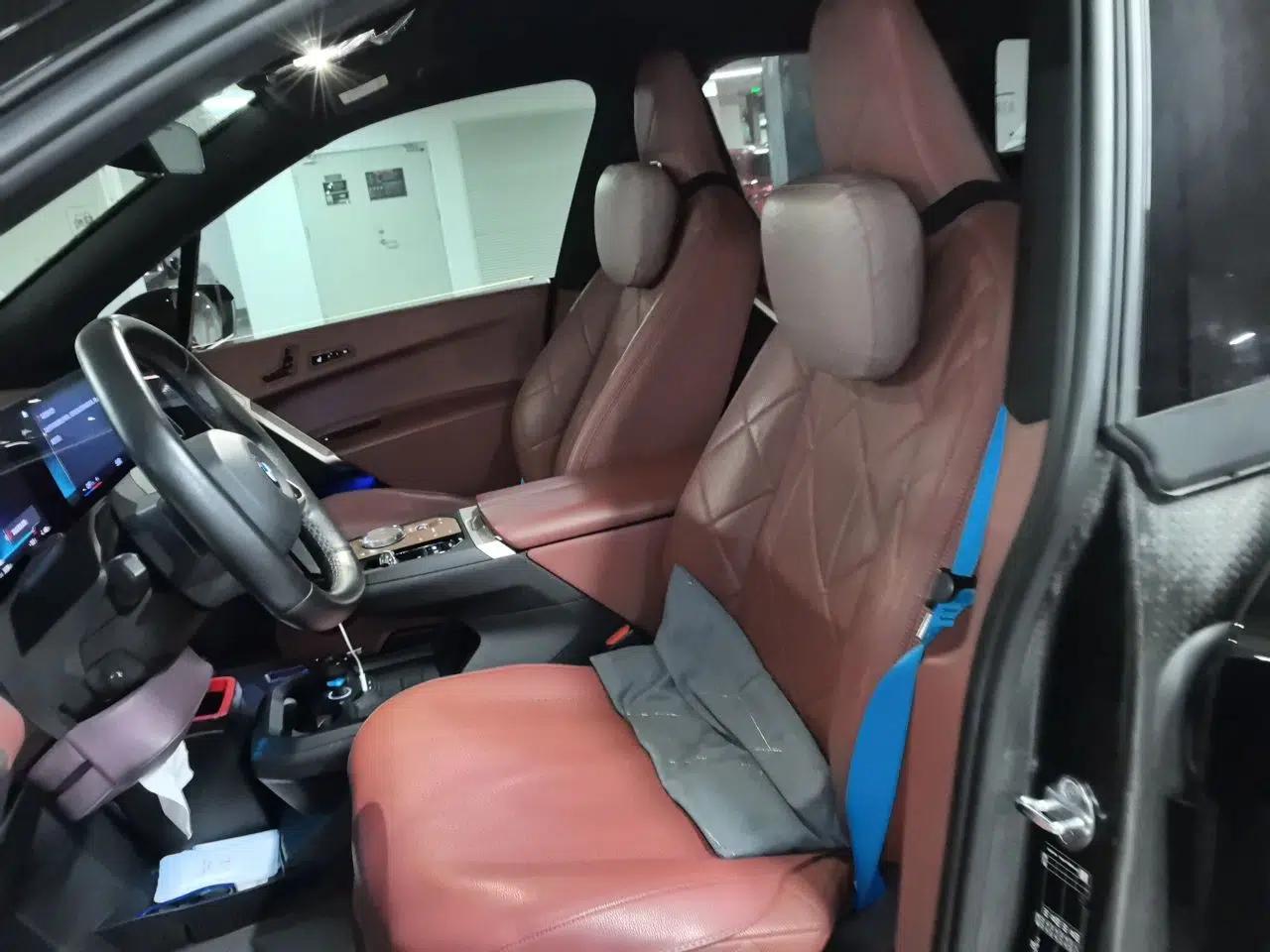 BMW iX 2022 M60 — миниатюра 16