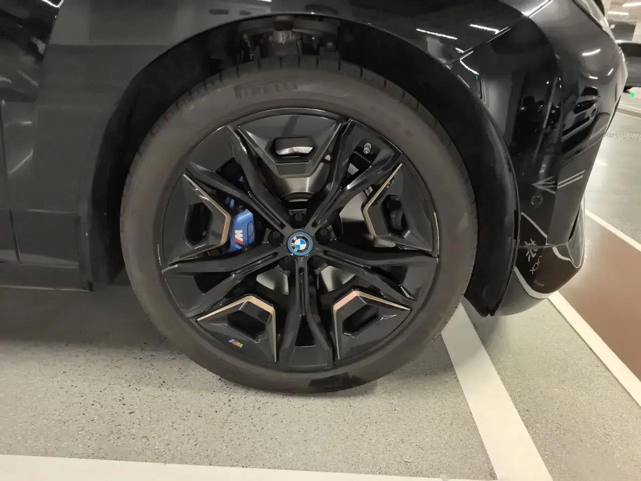 BMW iX 2022 M60 — миниатюра 8